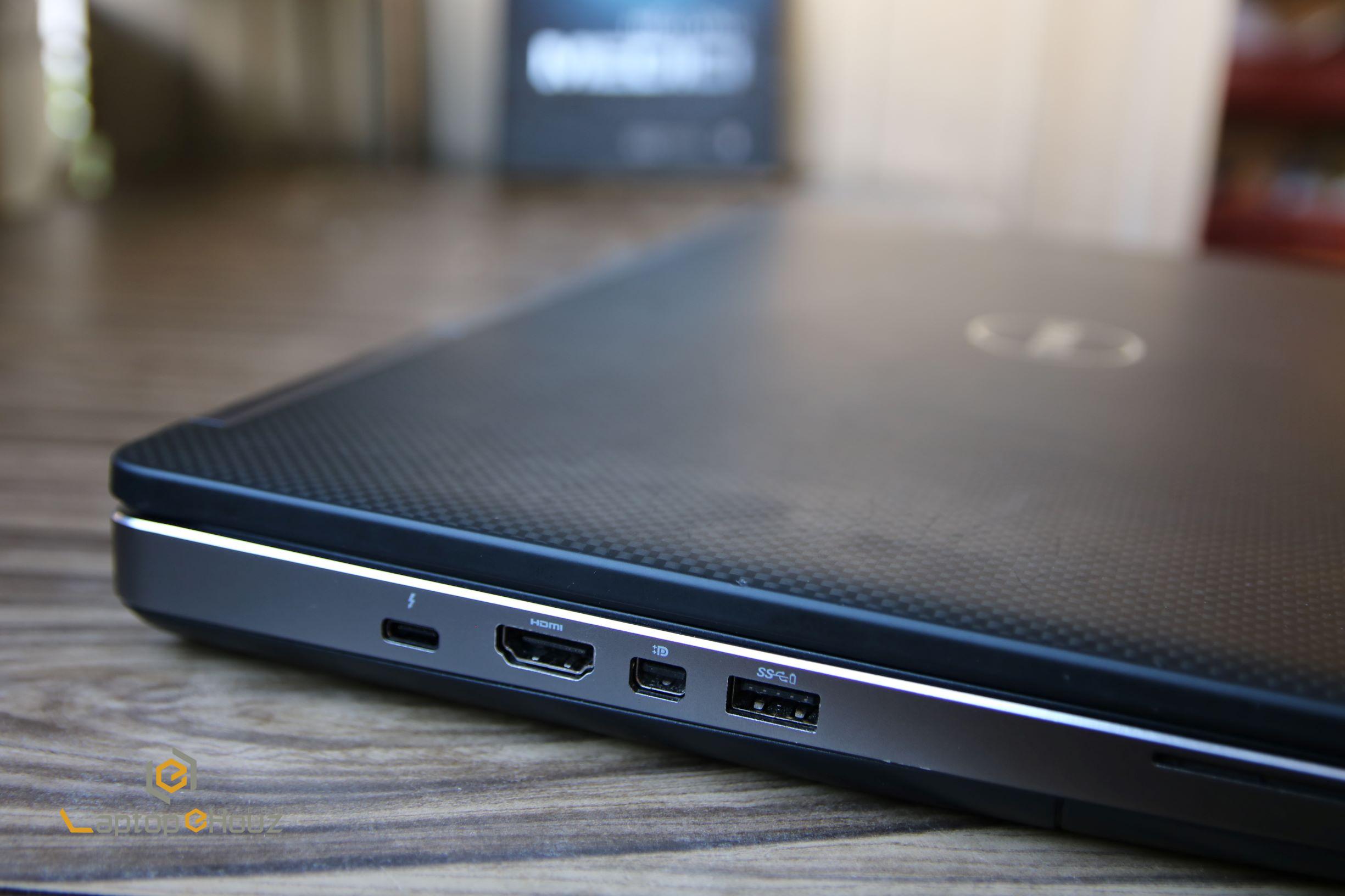 Cổng kết nối Workstation Dell Precision 7520