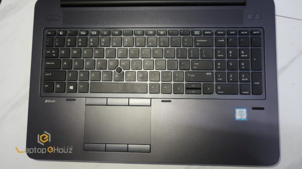 Nắp laptop Zbook 15 G3 M2000M 4GB